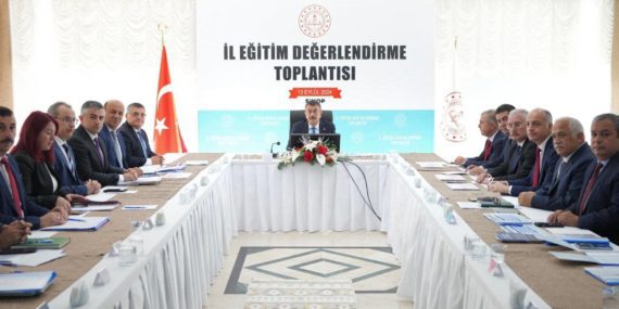 Bakan Tekin Sinop’ta Eğitim Yatırımlarını Değerlendirdi