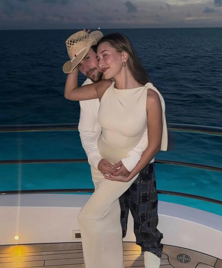 Çocukluk Aşıkları: Justin Bieber ve Hailey Baldwin'in Aşk Hikayesi