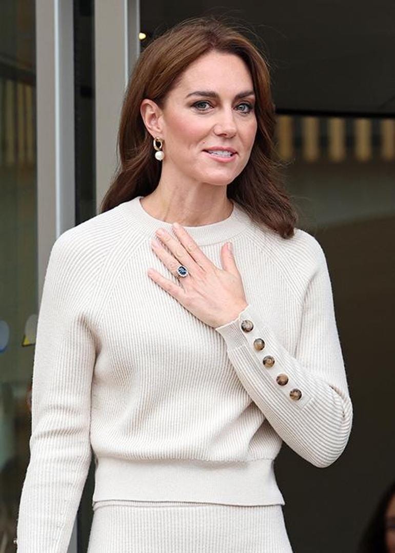 Kate Middleton'ın Yeni Dönemi: Nişan Yüzüğünü Çıkardı