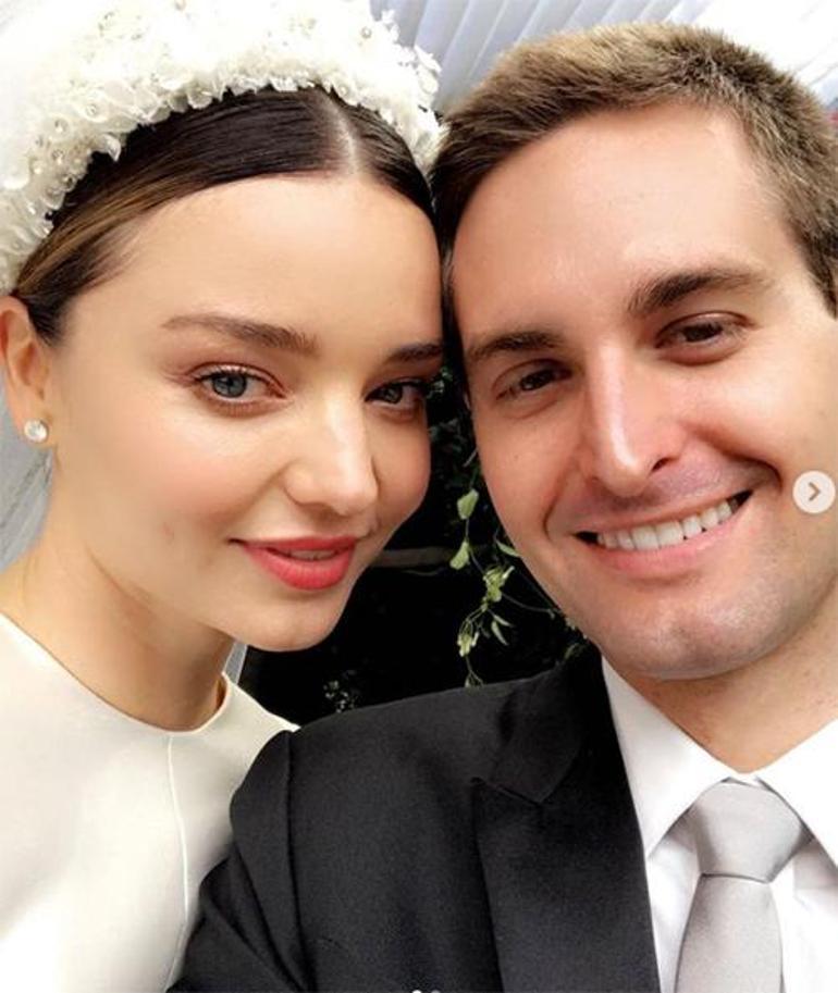 Miranda Kerr'ın Aşk Yolculuğu: Yeni Bir Başlangıç