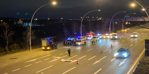 Ankara’da Otomobilden Atlayan Kadın, Arkadan Gelen Araçla Çarptı ve Hayatını Kaybetti