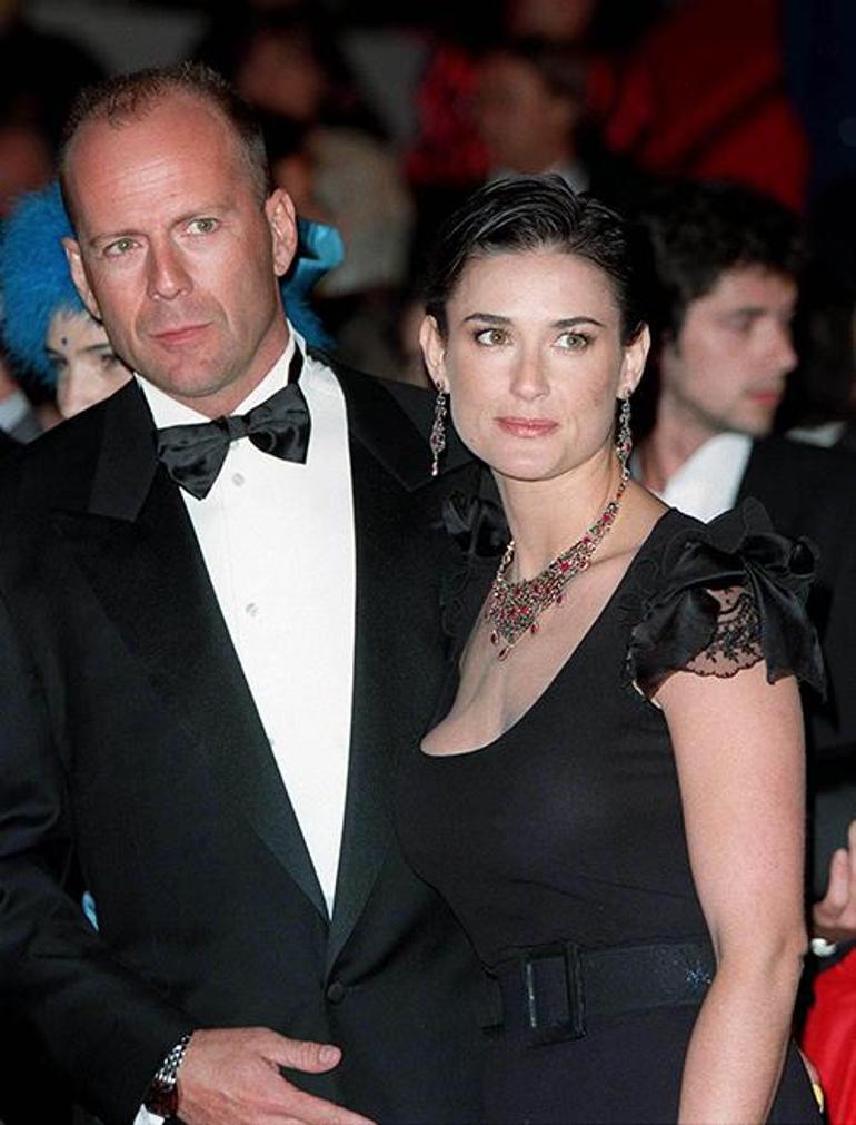 Demi Moore ve Bruce Willis'in Güçlü Dostluğu: Hastalık Sürecinde Destek