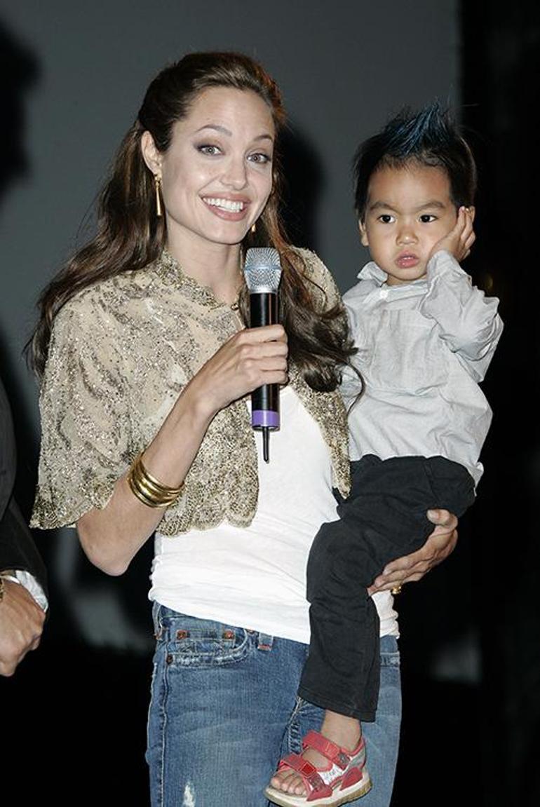 Angelina Jolie'nin Hayatı, Kariyeri ve Anneliği