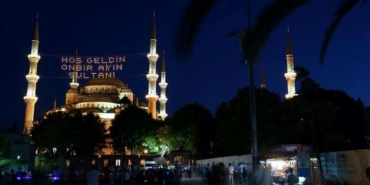 2025-ramazan-sahur-saatleri-belli-oldu-ilk-sahura-ne-zaman-kalkilacak-MueJTLDc.jpg